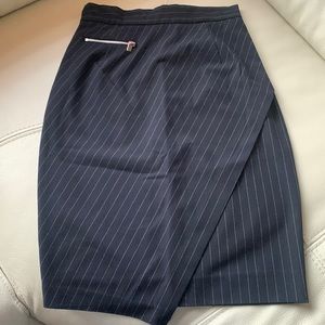 H&M striped minskirt asymmetric /size 2